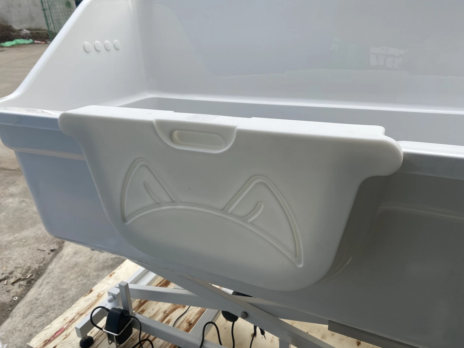 Aeolus Fiberglass Electric Lifting Bath Tub Jumbo BTF180 8 Aeolus Fiberglass Electric Lifting Bath Tub Jumbo BTF180 - Image 6